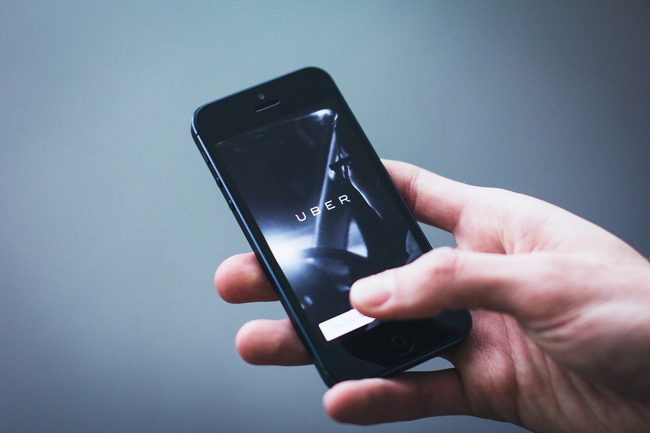 Cuộc biểu tình của các tài xế Uber khiến các đường hầm ở Brussels bị đóng cửa