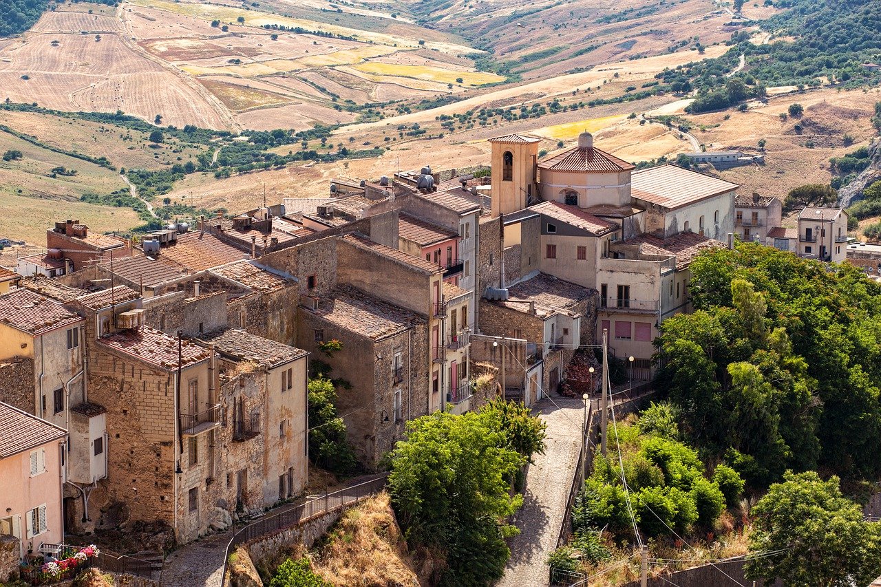 Ý: Vụ nổ khí gas ở Sicily làm 4 người chết và 5 người mất tích