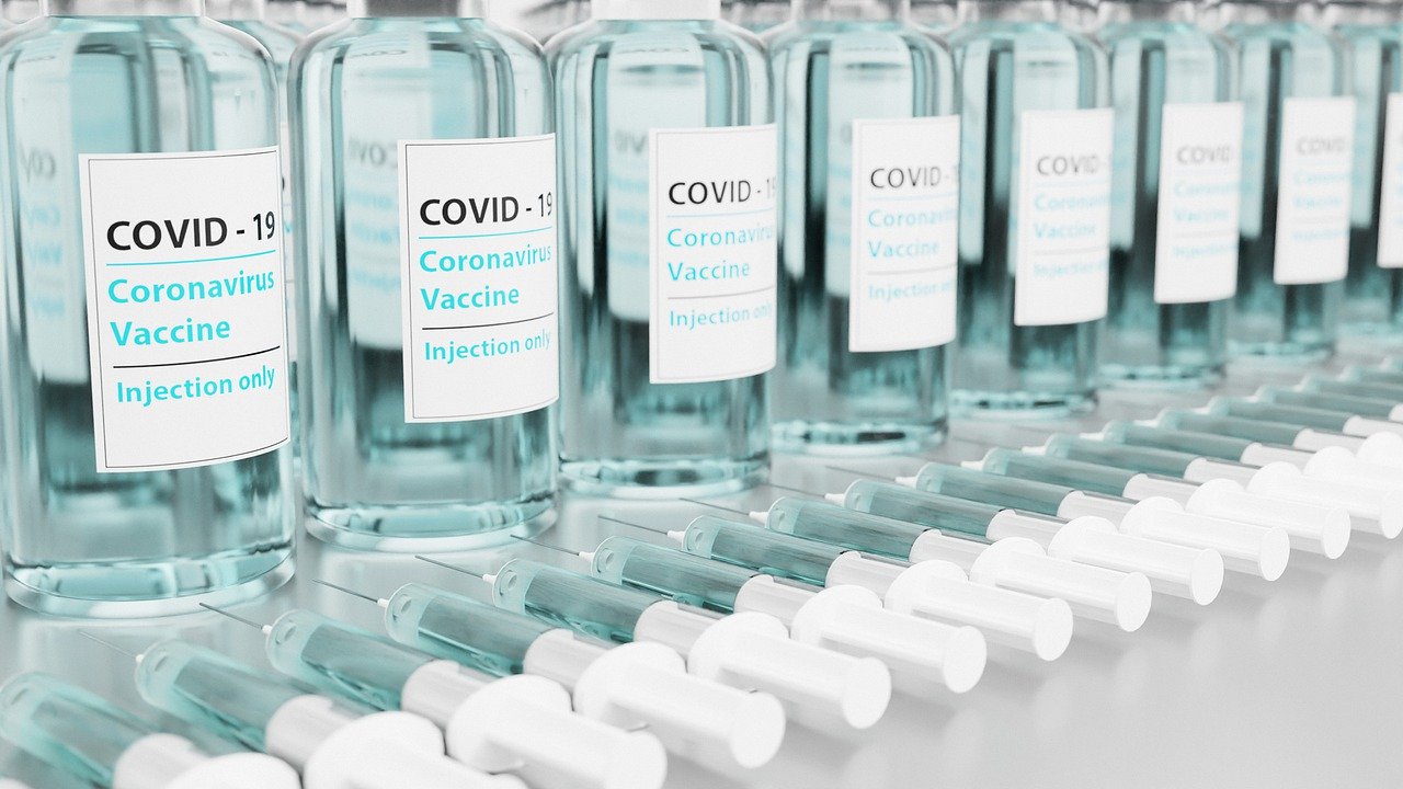 Vắc xin COVID của Novavax trở thành loại vắc xin thứ năm được chấp thuận sử dụng ở EU