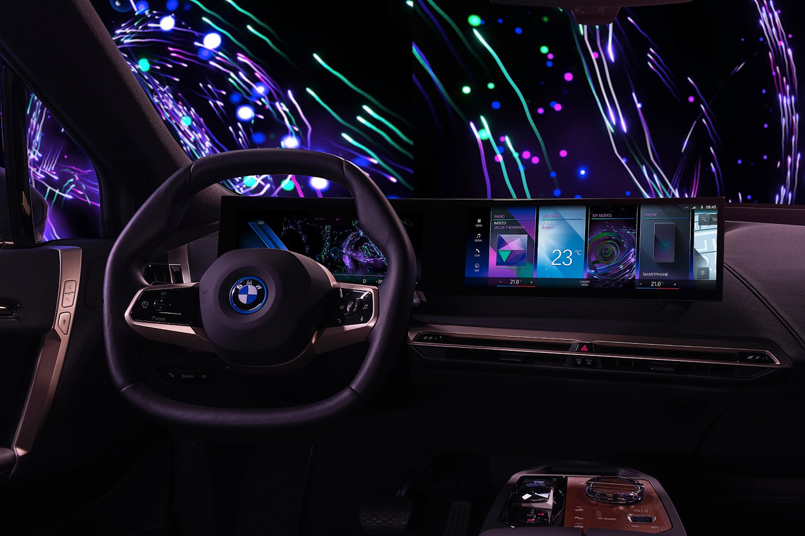 Mẫu xe ý tưởng iX Flow mới của BMW có thể thay đổi màu sắc