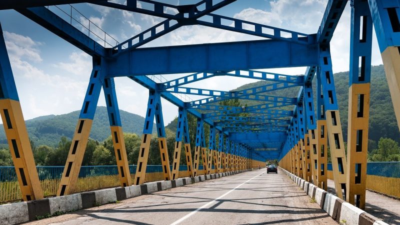 Các trang web của chính phủ Ukraine ngừng hoạt động sau một cuộc tấn công mạng ‘khủng’