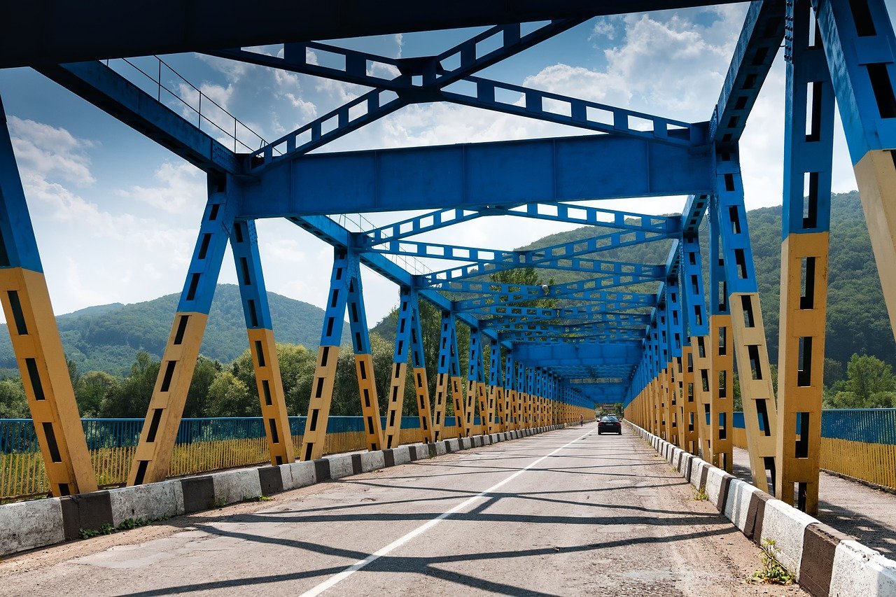 Các trang web của chính phủ Ukraine ngừng hoạt động sau một cuộc tấn công mạng ‘khủng’