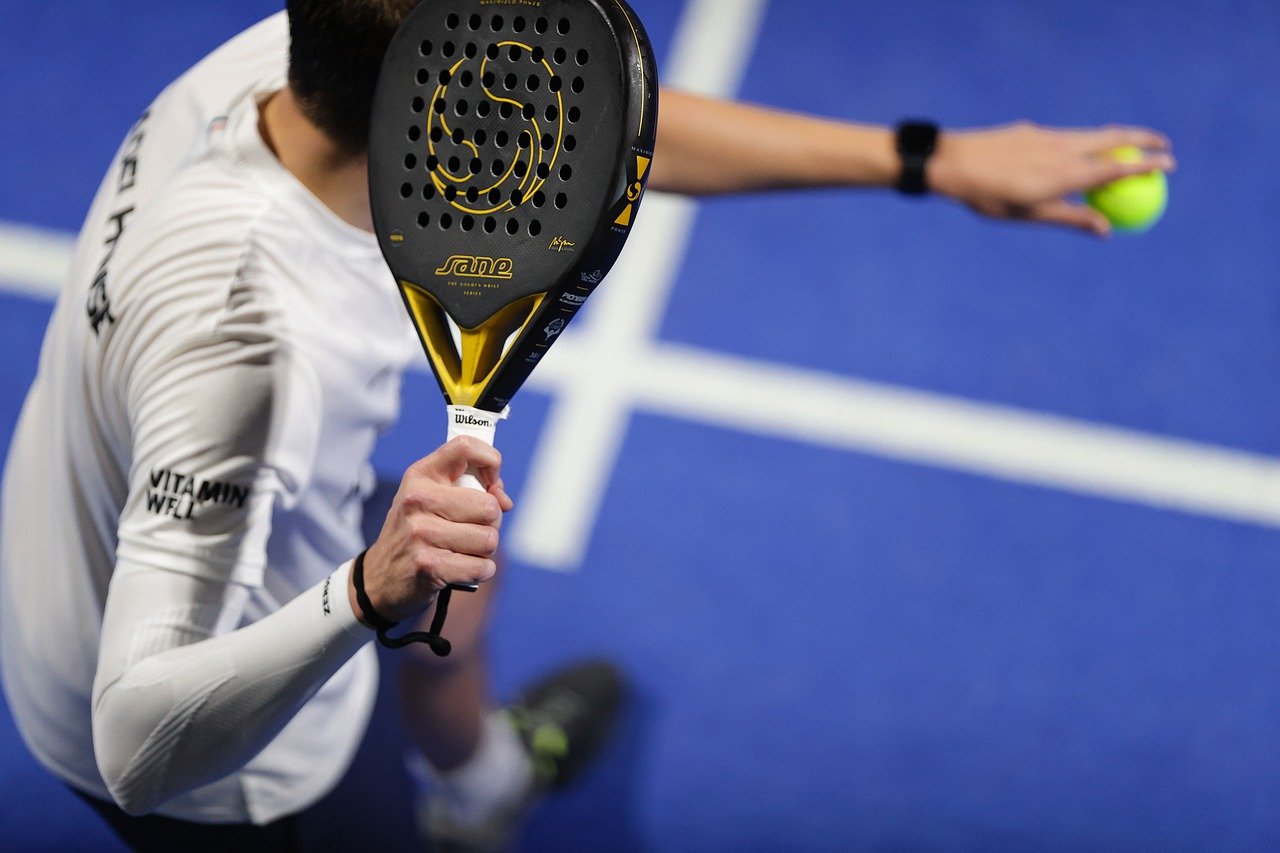 Các luật sư nói rằng Djokovic đã được miễn trừ y tế sau khi nhiễm COVID-19 vào tháng trước