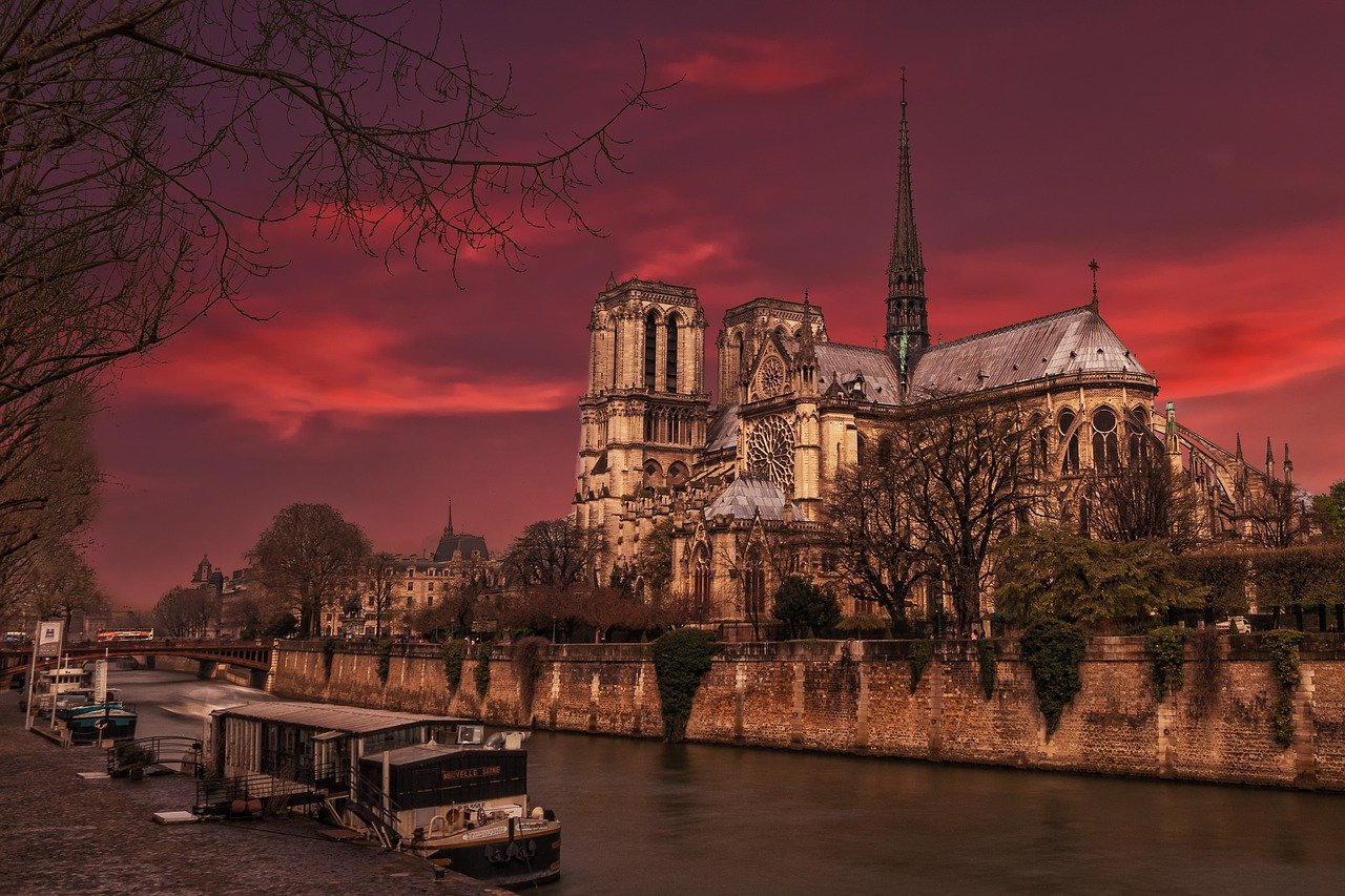 Pháp: Triển lãm thực tế ảo mới về nhà thờ Đức Bà Paris