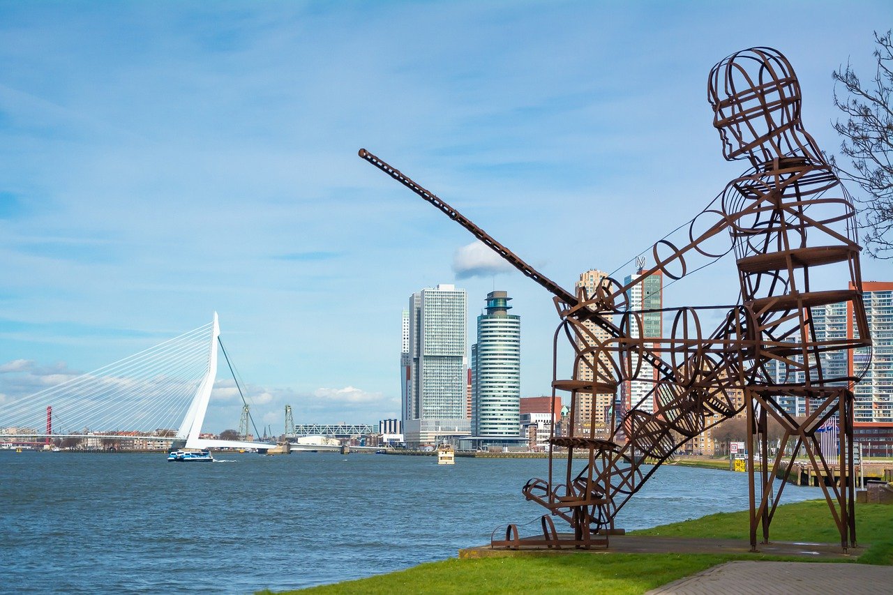 Bến cảng Rotterdam được coi là cảng ô nhiễm nhất ở châu Âu