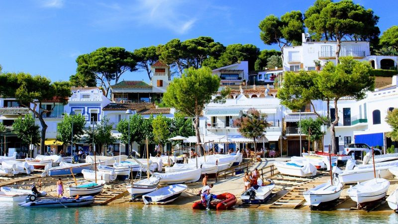 Chuyển đến Tây Ban Nha: Bảy điều cần biết trước khi chọn Catalonia