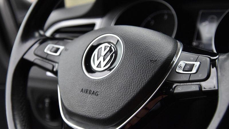Volkswagen thu hồi 246.000 chiếc Atlas SUV do lỗi túi khí, phanh