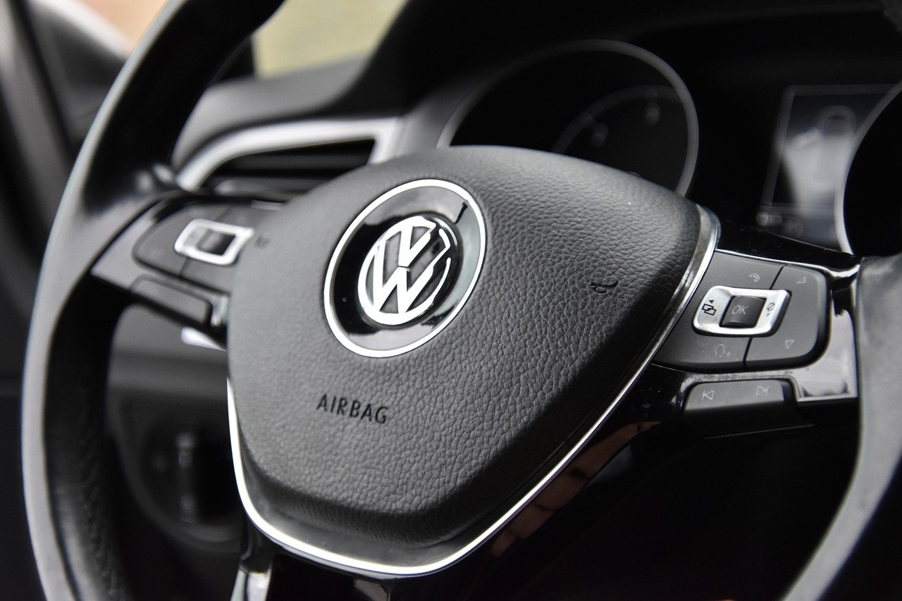 Volkswagen thu hồi 246.000 chiếc Atlas SUV do lỗi túi khí, phanh