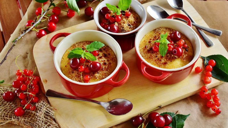 Ẩm thực Pháp: 8 món tráng miệng ngon nhất của Pháp mà bạn nên thử một lần