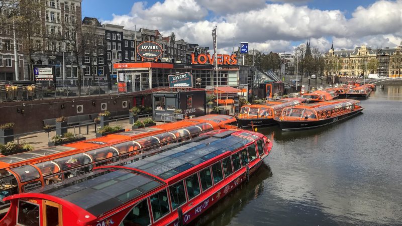 Tripadvisor cho biết du thuyền trên kênh đào Amsterdam là hoạt động du lịch tốt nhất trên thế giới