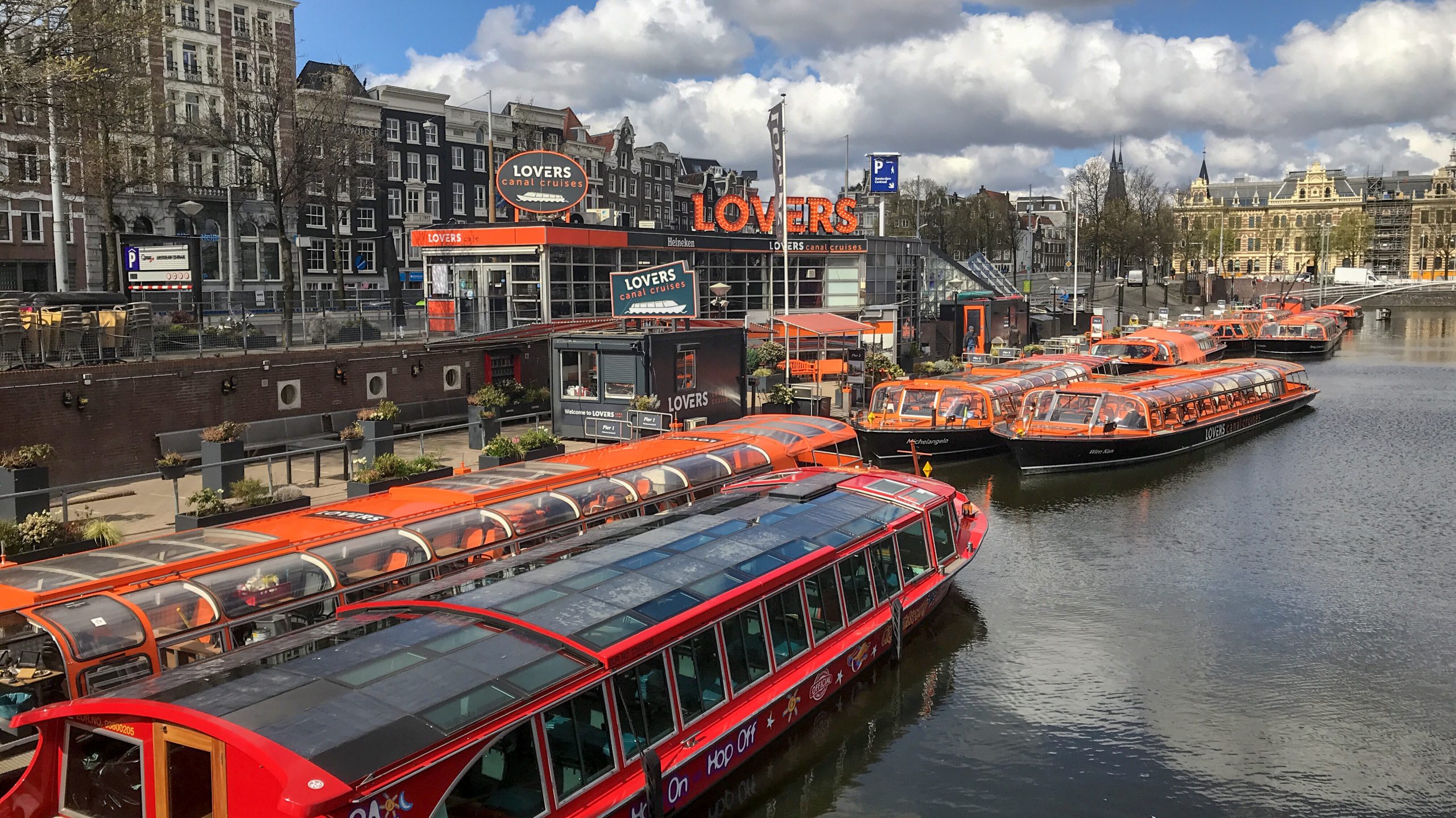 Tripadvisor cho biết du thuyền trên kênh đào Amsterdam là hoạt động du lịch tốt nhất trên thế giới