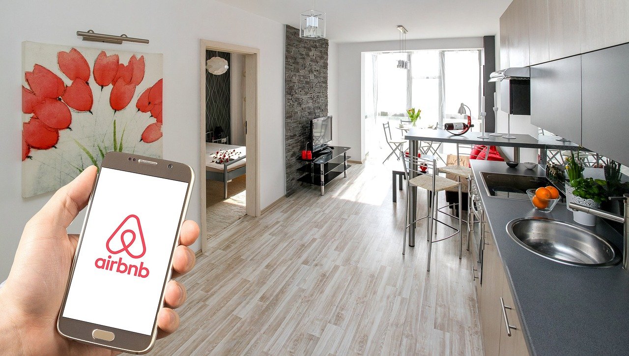 Airbnb vĩnh viễn cấm khách hàng tổ chức tiệc tùng khi thuê phòng ở