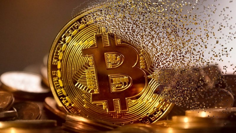 Bitcoin giảm xuống dưới 21.000 đô la trong một thời gian ngắn khi việc bán tháo tiền điện tử tiếp tục