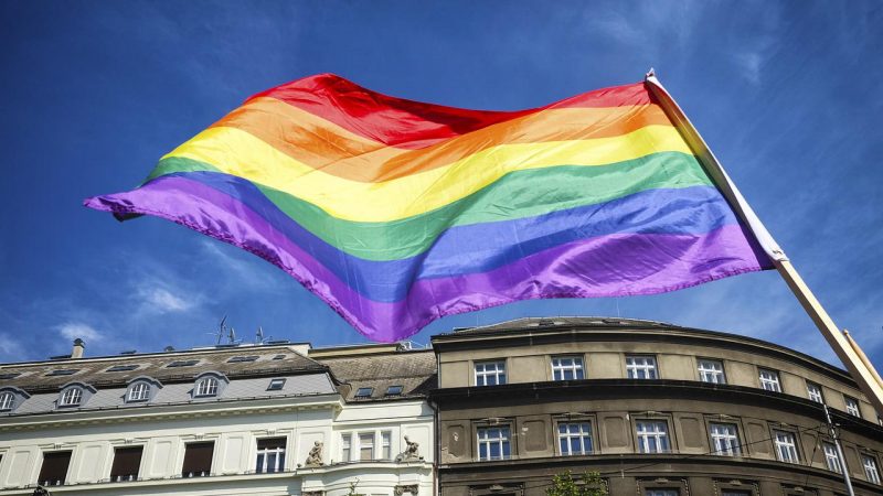 Tòa phúc thẩm Ba Lan ra lệnh cho bốn thị trấn hủy bỏ tuyên bố ‘không có LGBT’