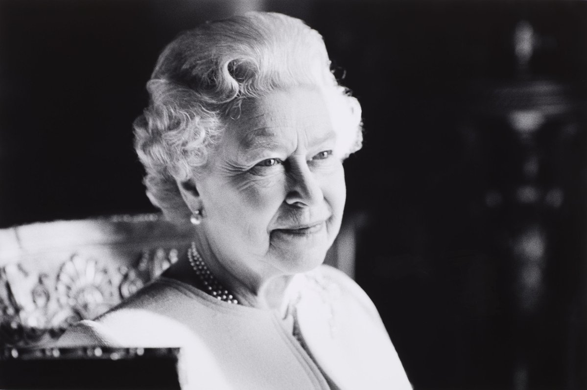 Nữ hoàng Anh Elizabeth II qua đời ở tuổi 96, thông báo từ Cung điện Buckingham