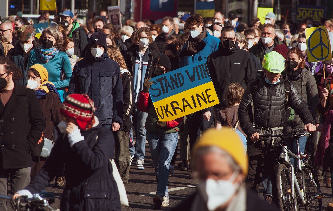Chiến tranh Ukraine: Người Nga xuống đường biểu tình phản đối lệnh điều động quân đội của Putin