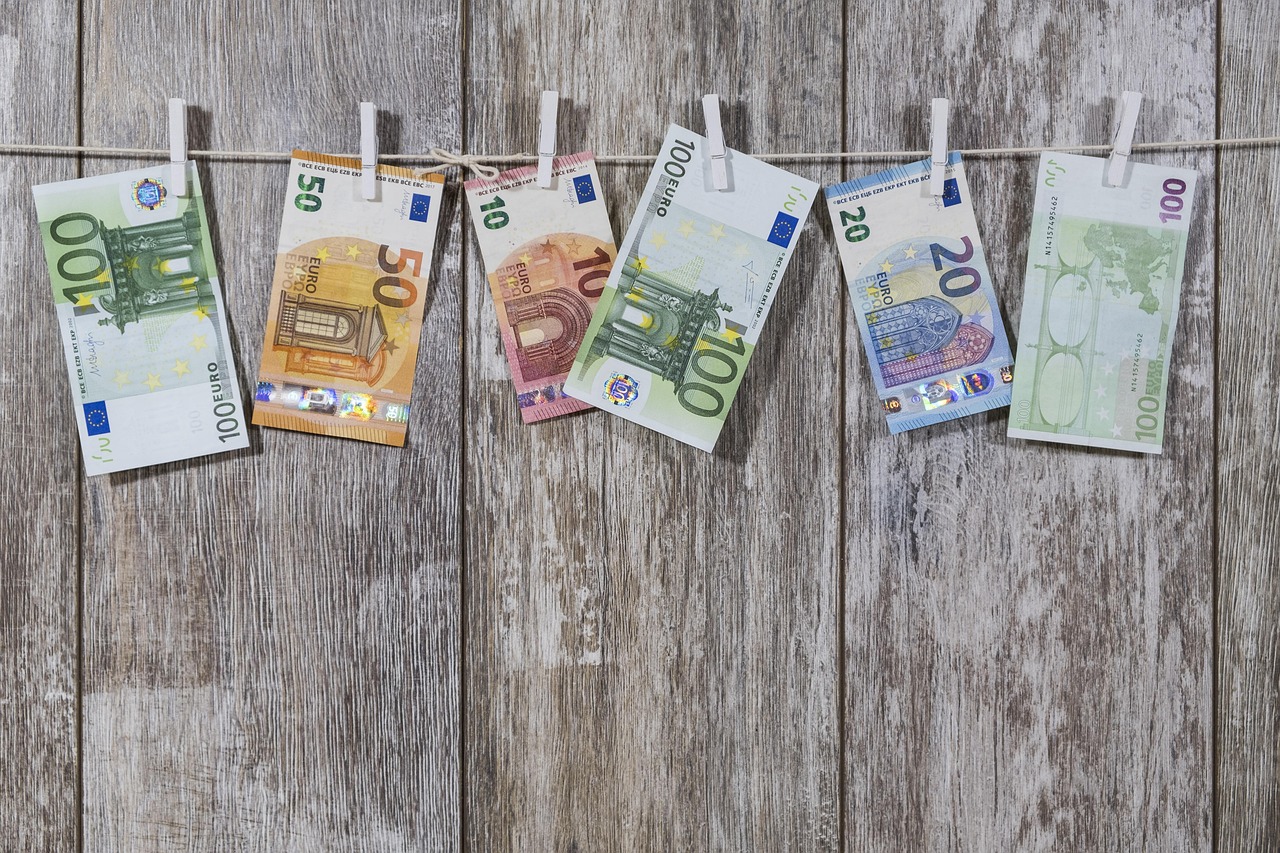 Khu vực đồng euro được dự báo suy thoái sâu và phục hồi khó khăn, chậm chạp