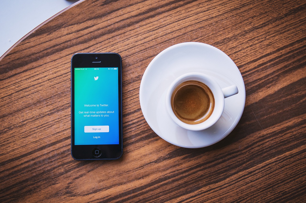 Theo giám đốc cạnh trạnh tại EU: Ý tưởng đăng ký tài khoản Twitter có trả phí của Elon Musk là ‘hoàn toàn sai lầm’