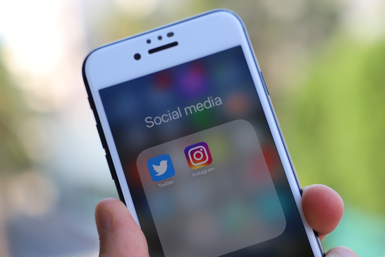 Twitter khởi chạy lại Twitter Blue với mức giá cao hơn cho người dùng Apple