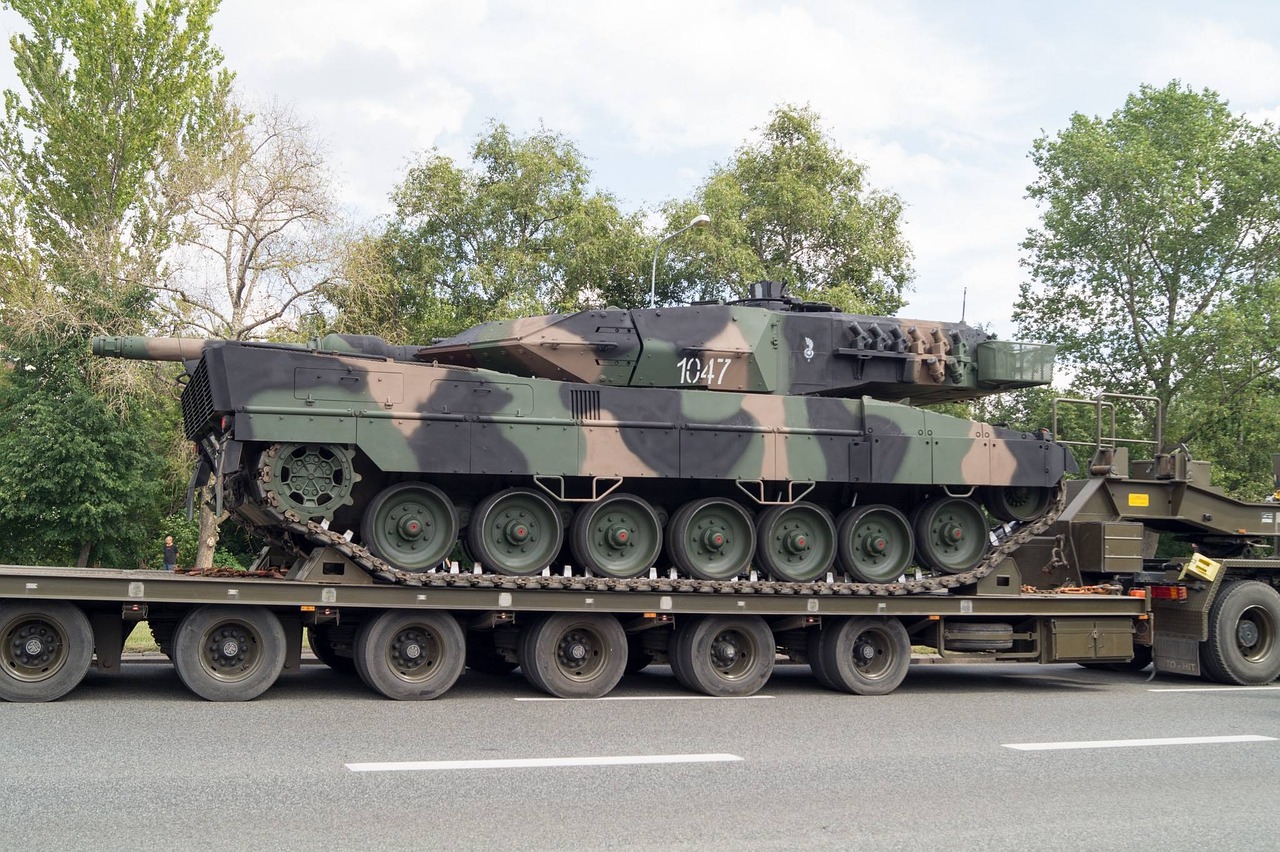 Chiến tranh Ukraine: Hà Lan gửi hệ thống tên lửa Patroit tới Ukraine và Xe tăng Leopard từ Đức