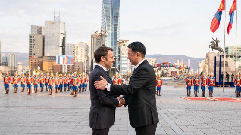 Tìm kiếm uranium ở Mông Cổ, Tổng thống Pháp Macron khuấy động tranh cãi khai thác mỏ