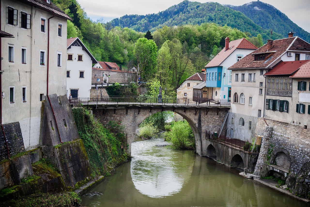 Ba người chết khi mưa xối xả và lũ lụt tấn công Slovenia
