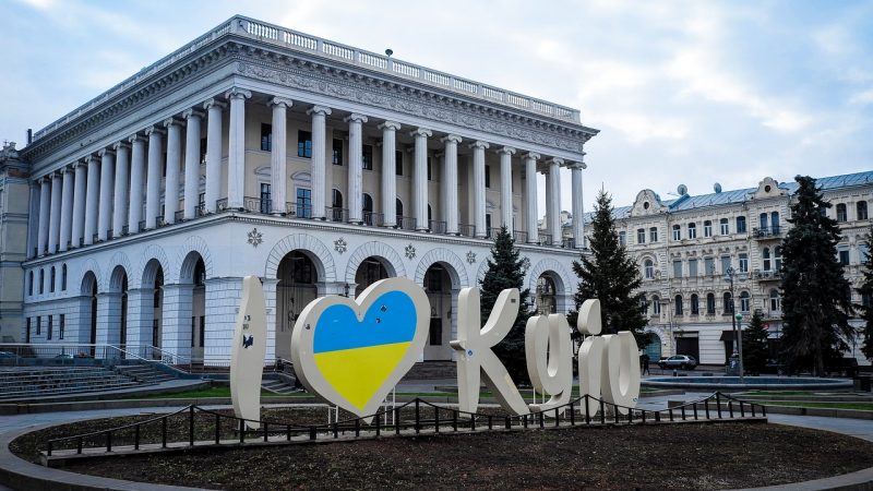 Trả lương tới €3.400 mỗi tháng: Một công ty Tây Ban Nha tuyển dụng chiến binh cho Ukraine