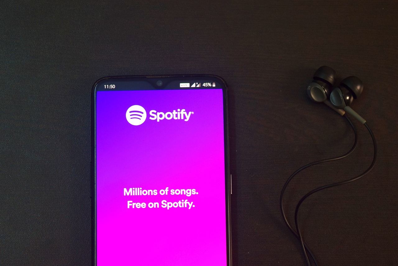 Các băng đảng Thụy Điển sử dụng nền tảng âm nhạc Spotify để rửa tiền như thế nào?