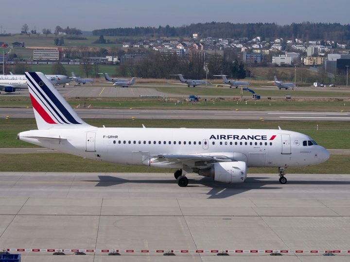 Pháp sẽ hủy hơn 16.000 chuyến bay vào năm 2024 do nâng cấp hệ thống kiểm soát không lưu
