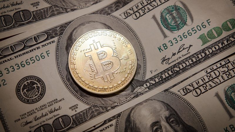 Bitcoin vượt 40.000 USD để đạt mức cao nhất trong 19 tháng nhờ hy vọng vào ETF, đặt cược vào việc Fed cắt giảm