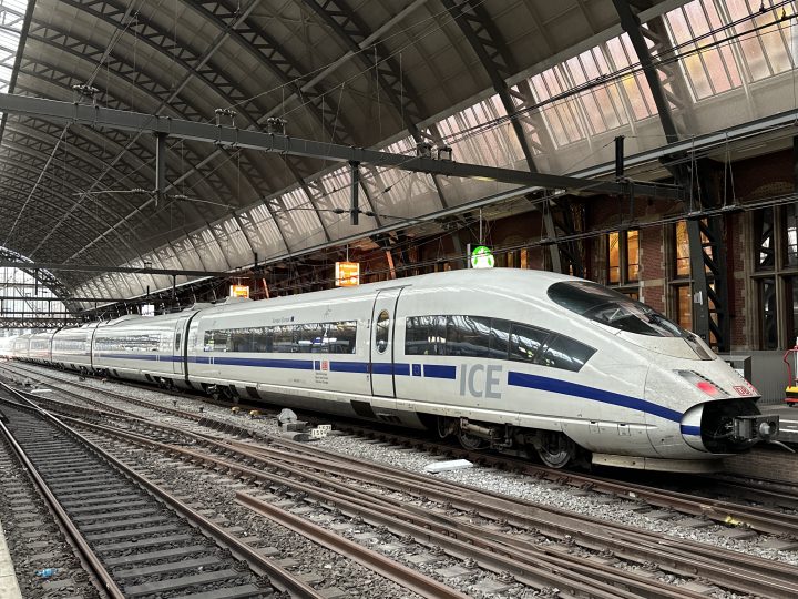 Các chuyến tàu quốc tế đến Đức sẽ hoạt động trở lại vào thứ Hai
