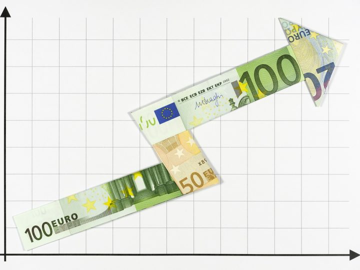 Nhịp sống kinh tế Eurozone tăng nhanh nhờ dịch vụ: Chứng khoán có thể tăng mạnh hơn nữa?