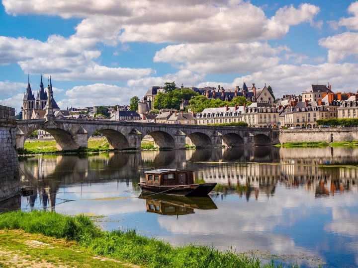 Pháp: Một thị trấn đang bán căn nhà với giá 1 euro – đơn đăng ký đã mở tuy nhiên vẫn còn những vướng mắc!