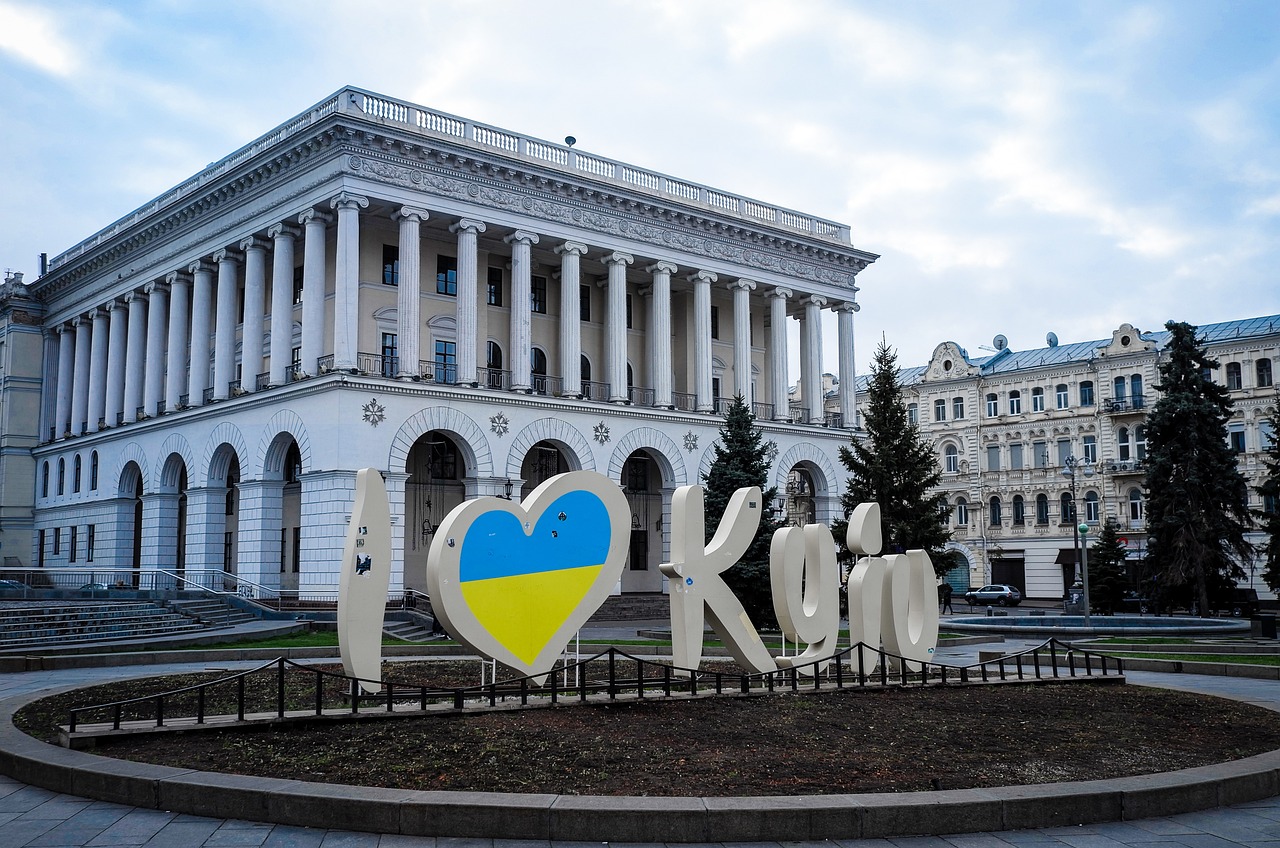 Orbán của Hungary thực hiện chuyến đi đầu tiên tới Kyiv kể từ cuộc xâm lược toàn diện của Nga