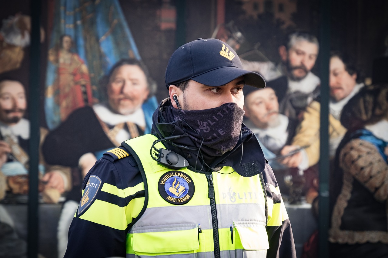 Israel triển khai máy bay cứu hộ tới Amsterdam sau các cuộc tấn công dữ dội vào người hâm mộ bóng đá