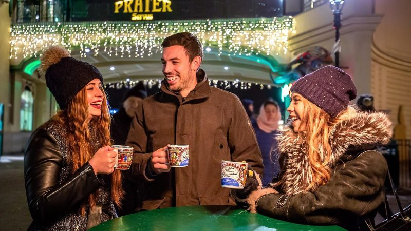 Glühwein – Hương vị Giáng Sinh ấm áp giữa trời đông nước Đức